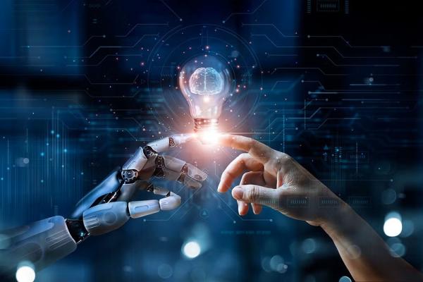 AI도 시작은 사람이었다