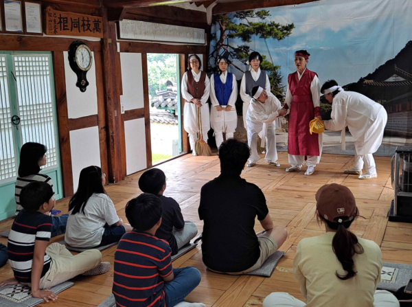 역사 수업, 교실 넘어 현장으로…퀴즈·탐험·체험으로