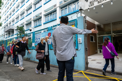 “애국자만” 출마하는 홍콩 선거…대화재로 최저 투표율 보이나