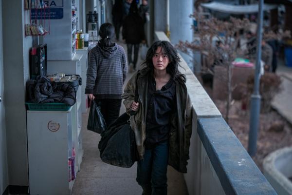 스크린에서 ‘흥행 실패’했으나 재기 노린다…영화 이어 ‘시리즈’로 승부수 던진 ‘이 작품’