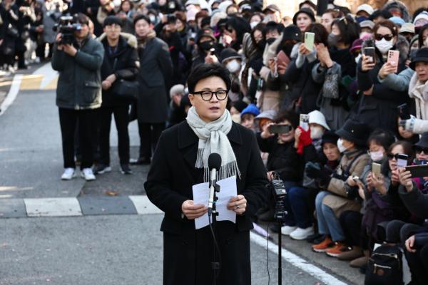 한동훈 "당대표 시절 통일교 만남 거부…李 대통령도 밝혀야"