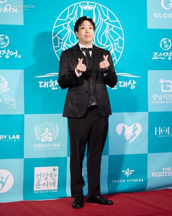 정진욱 개그맨, 대한스포츠문화예술대상 시상식 'MC부문' 수상