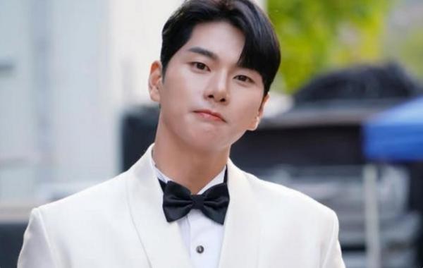 “유재석의 뜻인가”...이이경 ‘놀면 뭐하니’ 하차 논란 재점화…제작진과 갈등설 제기