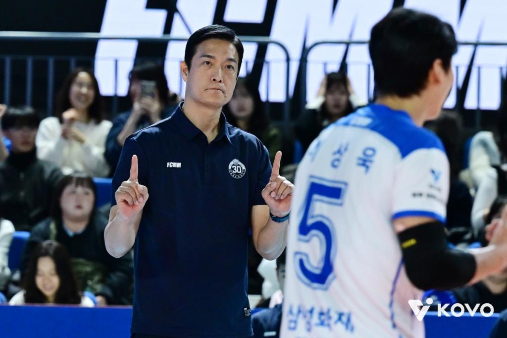 참을 인(忍) 김상우 삼성화재 감독. 한국배구연맹 제공