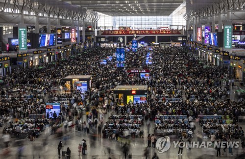 中, 내년부터 설·노동절 휴일 하루씩 추가…내수 진작 안간힘