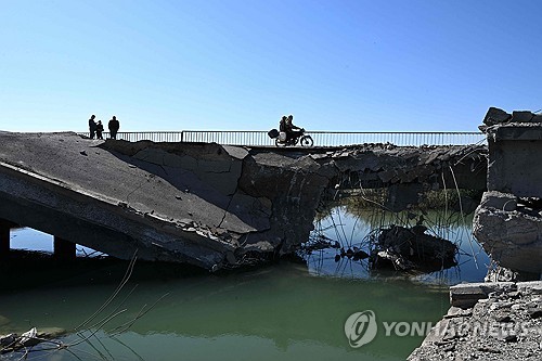 이스라엘, 레바논 접경 시리아 서부 폭격…"헤즈볼라 밀수 겨냥"