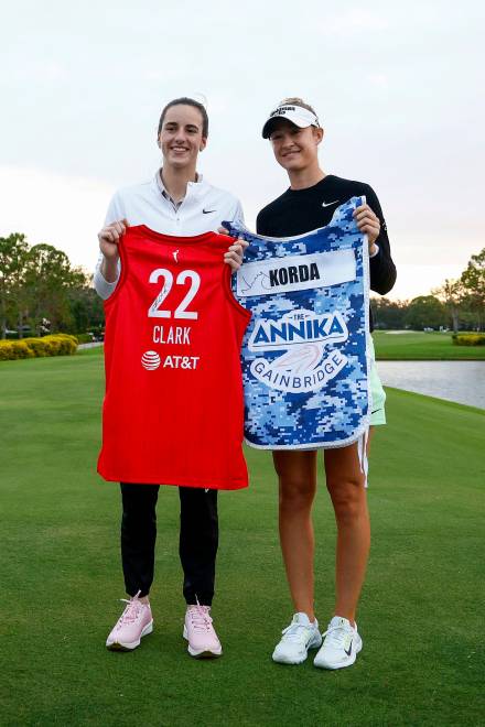 WNBA 스타 케이틀린 클락, 프로암서 코르다와 동반 플레이