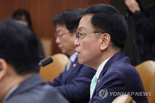 최상목 "AI, 국가전략기술 지정 추진…기술패권 경쟁 총력대응"