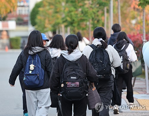 [수능] 울산 1교시 결시율 7.96%…작년보다 낮아