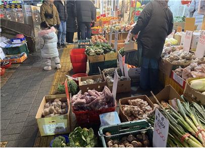 은평구, 불법적치 특별단속…불광역 제일시장 주변 정비