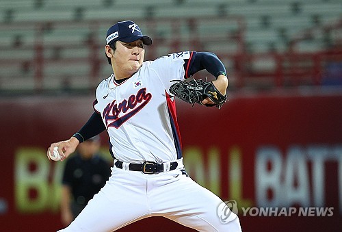 곽빈 혼신의 역투…일본야구 ERA 1위와 맞대결서 완승