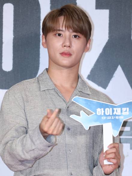 ‘BJ 8억 갈취 피해’ 김준수 “불법 행위 NO, 명백한 피해자” [전문]