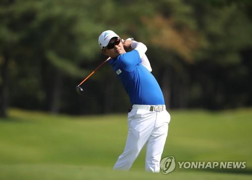 황재민, KPGA 퀄리파잉 토너먼트 수석…PGA 뛰던 김민휘는 33위