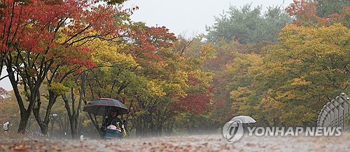 [날씨] 전국 흐리고 곳곳 비…낮 최고 18∼23도