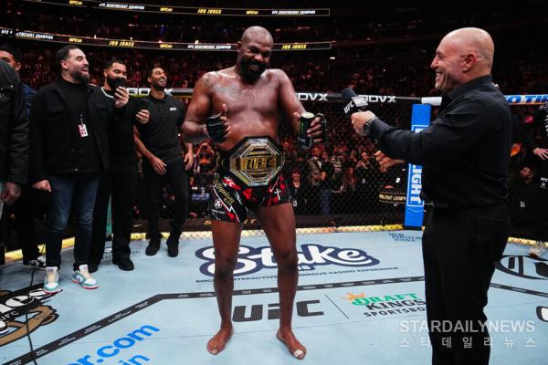 Jon Jones vs Stipe Miocic Victory ⓒUFC