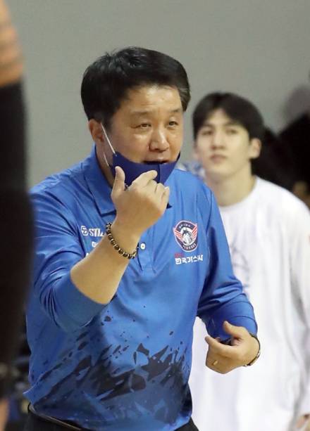 ‘일방적 해지 통보’ 유도훈 전 감독, 한국가스공사에 승소