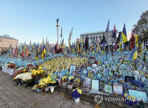 커져가는 전쟁 피로감…우크라인 과반 "종전협상 찬성"