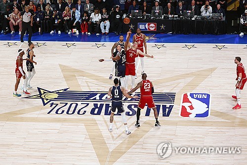 "NBA 올스타전, 올스타 3팀＋라이징스타 1팀 토너먼트로 개편"