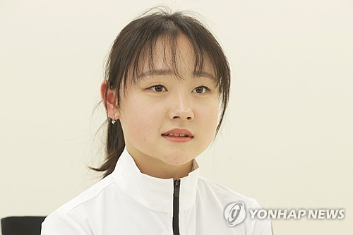 피겨 김채연, 그랑프리 6차 대회 쇼트 4위…역전 우승 노린다