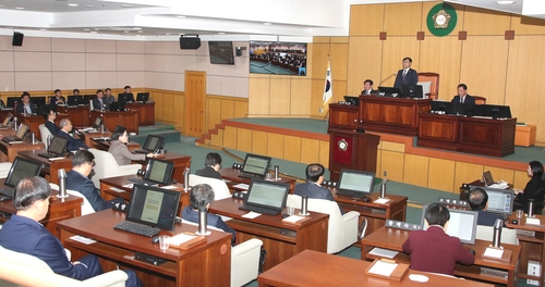 정읍시의회 "신정읍∼신계룡 송전선로 건설 백지화하라"