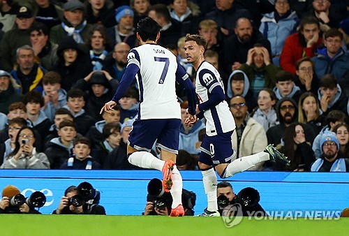 '손흥민 도움' 토트넘, 4-0 대승…과르디올라의 맨시티 첫 5연패