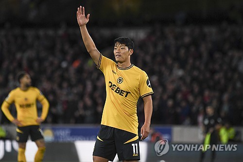 황희찬, 부상 털고 복귀…울버햄프턴, 4-1로 풀럼 잡고 연승