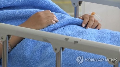 비급여 영양주사 맞으면 진료없이 입원…40대의사 징역형