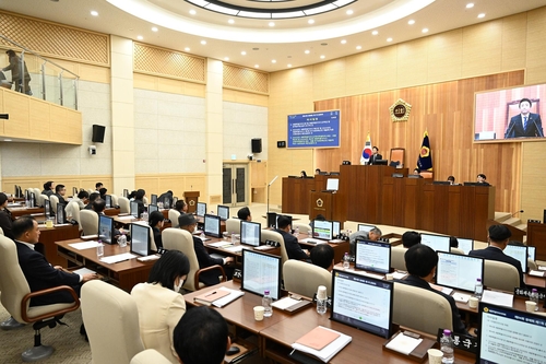 세종시의회, 최민호 시장 비난…"정치적 중립 잃고 선택적 행정"