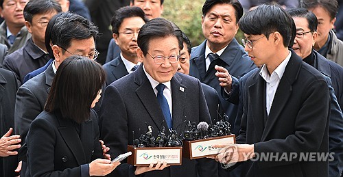 [2보] 이재명, '위증교사' 1심서 무죄…'위증 자백' 김진성 벌금