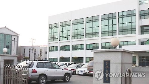 진주서 무면허 사고 후 달아난 30대, 도주로 예측한 경찰에 검거