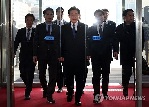 민주, '李위증교사 1심 무죄'에 특검·검사 탄핵 공세 박차