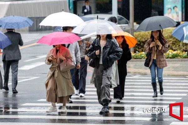 [내일날씨]전국 흐리고 눈 또는 비…강풍 동반