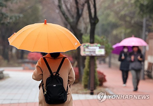 광주·전남, 모레까지 잦은 비…일부 지역은 올겨울 첫눈