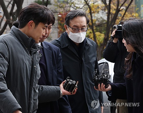 '부당대출' 손태승 전 우리금융 회장 구속 갈림길…영장심사