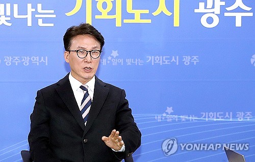 '한고비 넘긴' 민주당, 텃밭 광주·전남서 민생행보