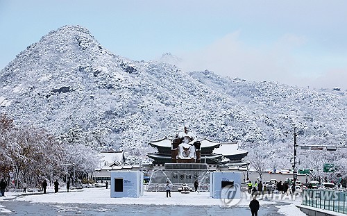 서울 역대 11월 중 가장 많은 눈 쌓였다…기상관측 117년 만