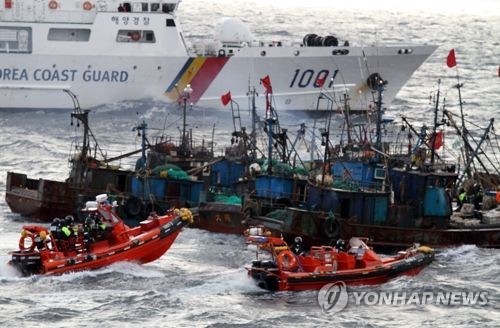 군산해경 "어족자원 씨 말리는 중국어선 강력대응"…지원팀 구성