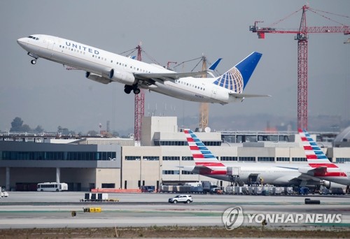 함께 앉으려니 항공사 '좌석선택 수수료' 횡포…美상원 일침