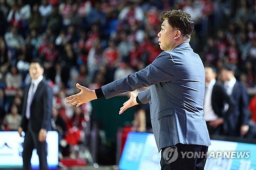 KBL, '선수 폭행' 김승기 감독에게 자격정지 2년 중징계