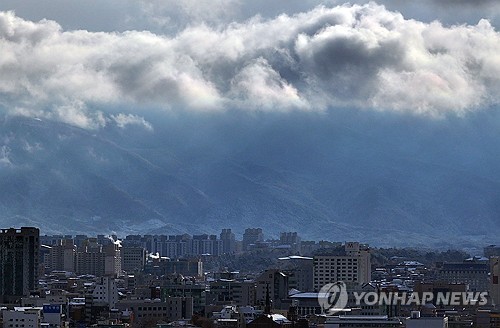 부산·울산·경남 가끔 구름 많음…낮 최고 10∼14도