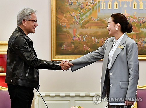 엔비디아 젠슨 황 태국 방문…"AI 인프라 개발 협력"