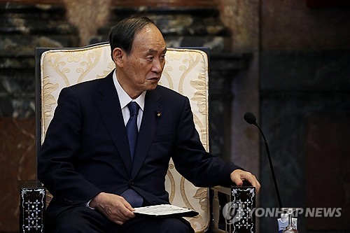 일한의원연맹 "韓 계엄에 스가 前총리 이달 방한 취소"<교도>