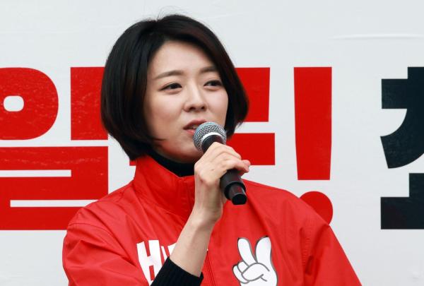 배현진 "정치적 자살행위 동조 못 해…尹, 이번 사태 국민께 설명해야"