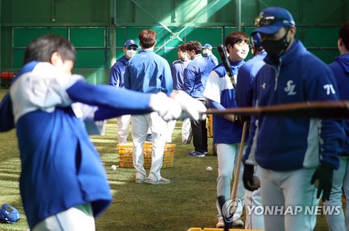 삼성, 비활동기간 단체훈련 논란…이종열 "훈련 공간 제공한 것"