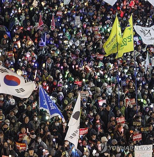 "국민 협박·성난 민심에 기름"…尹담화에 전국서 격앙된 반응(종합)