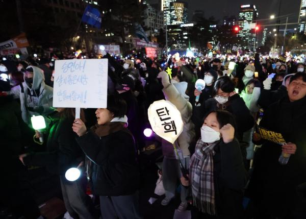 14일 ‘尹 탄핵안 표결’ 국회 앞 대규모 촛불집회…교통 혼잡 예상