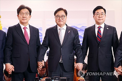 여야 '헌법재판관 임명·내란 국조' 평행선…고성 설전도