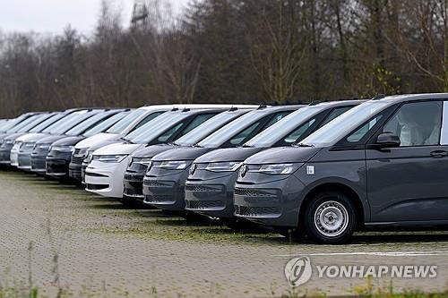 독일 車업체들, 업황 부진에 트럼프 관세까지 '설상가상'