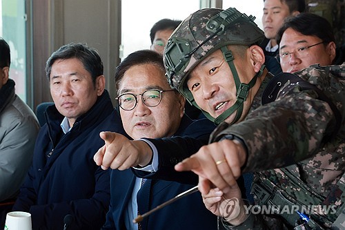 우의장, 전방부대 방문…"최근 혼란에도 본연의 자리지켜 안심"