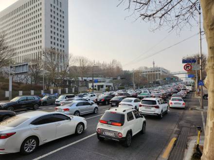 직장인 출퇴근 평균 1시간 14분…오전 8시10분 출근